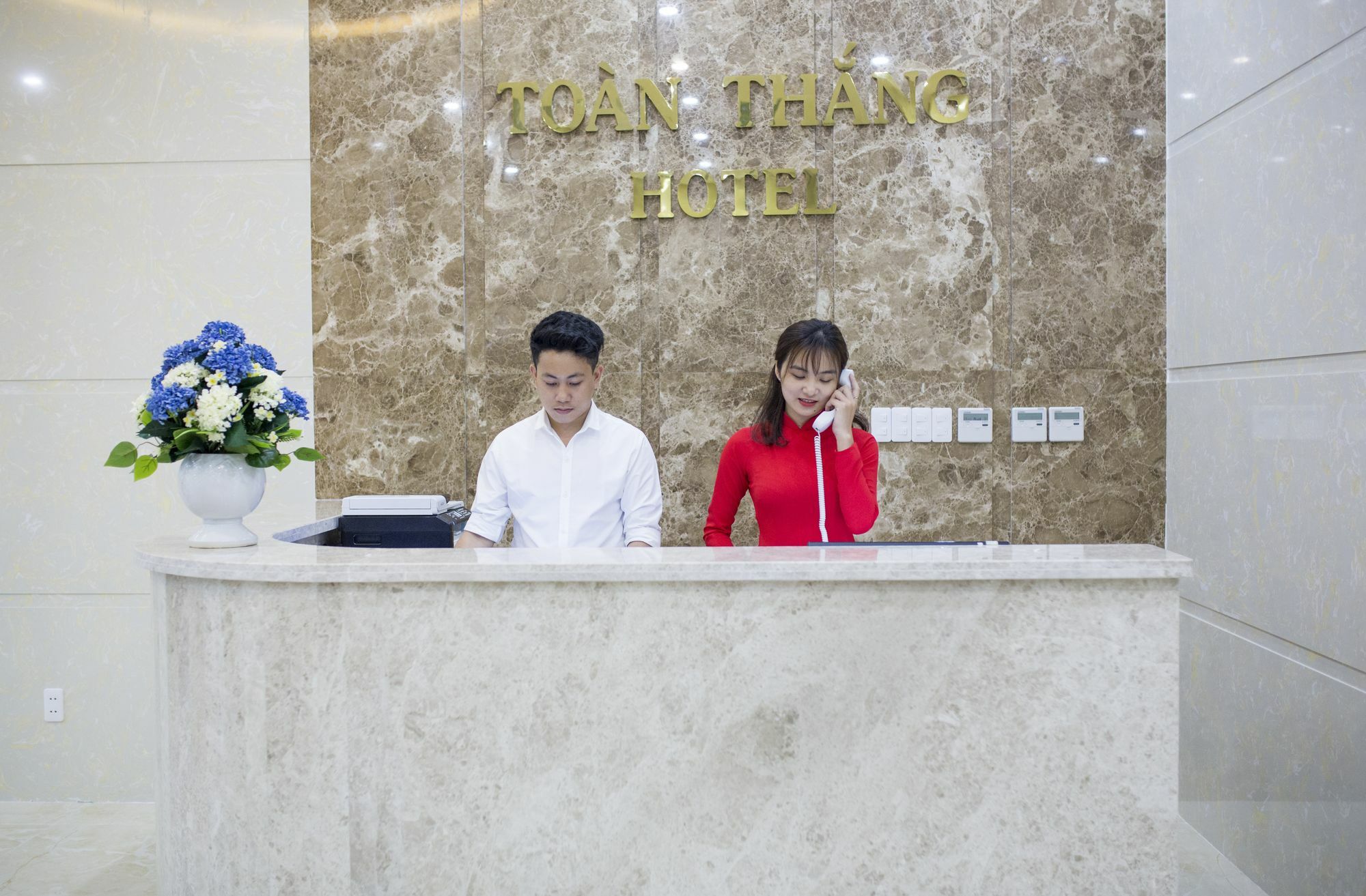 Toan Thang Hotel Da Nang Buitenkant foto